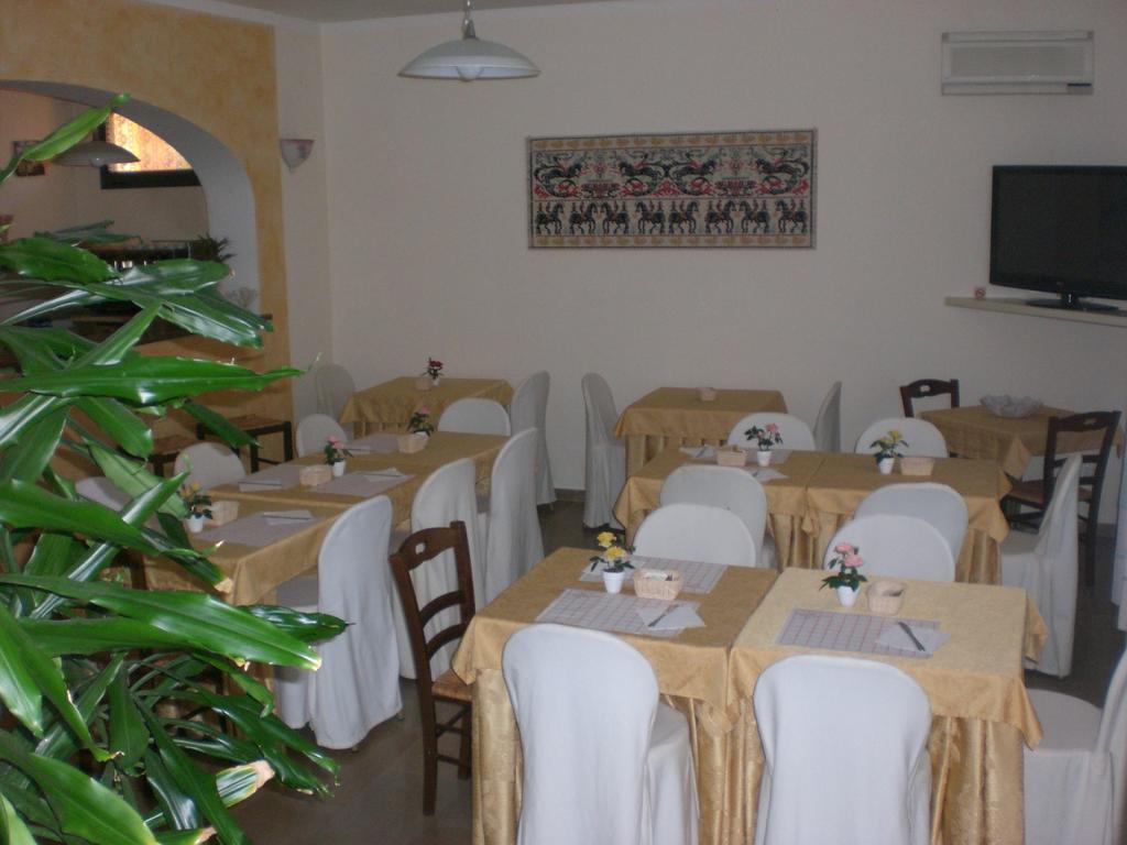 Hotel Maxim Olbia Eksteriør bilde