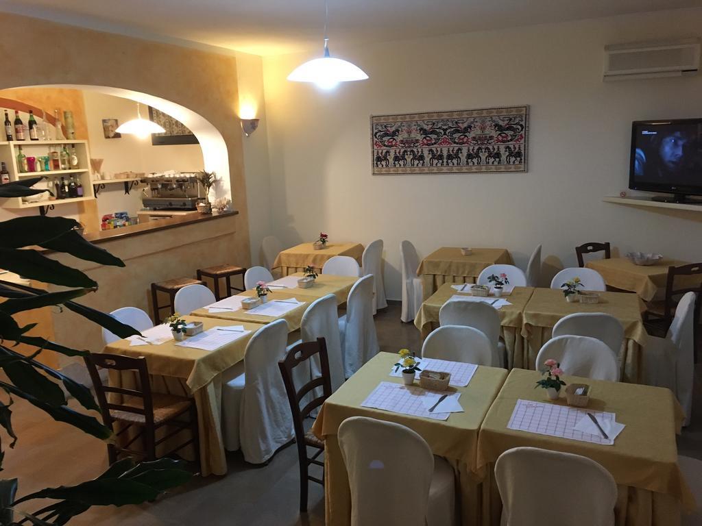 Hotel Maxim Olbia Eksteriør bilde