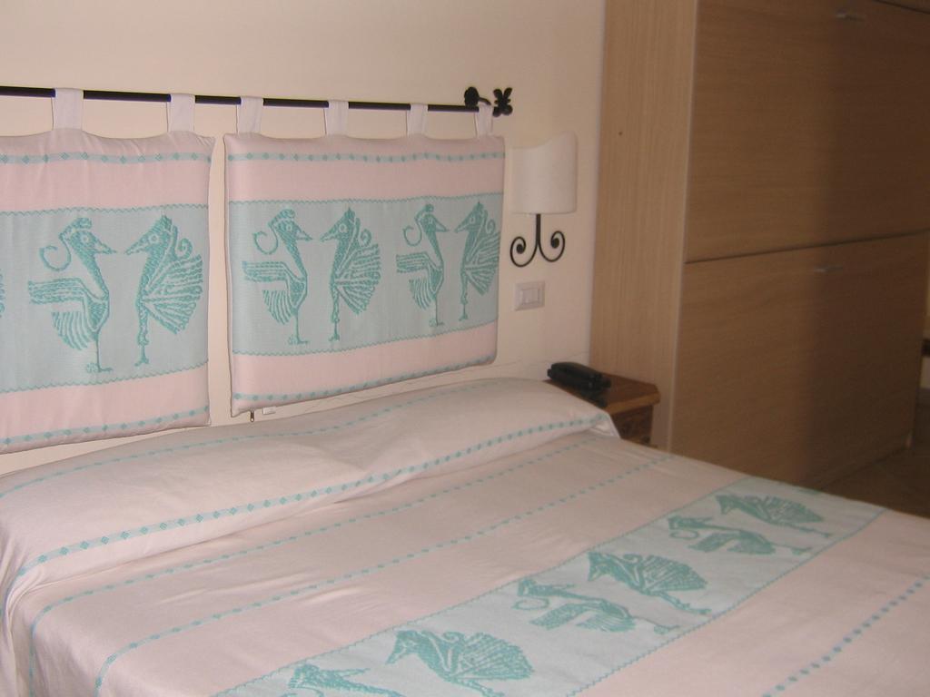 Hotel Maxim Olbia Eksteriør bilde
