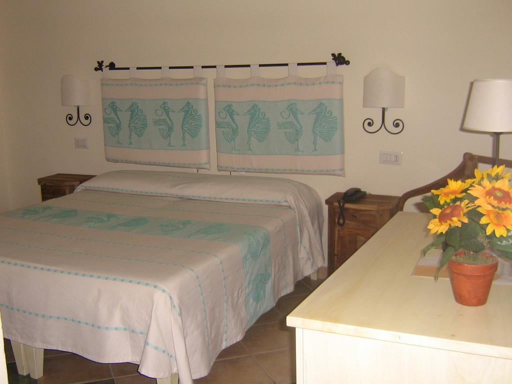 Hotel Maxim Olbia Eksteriør bilde