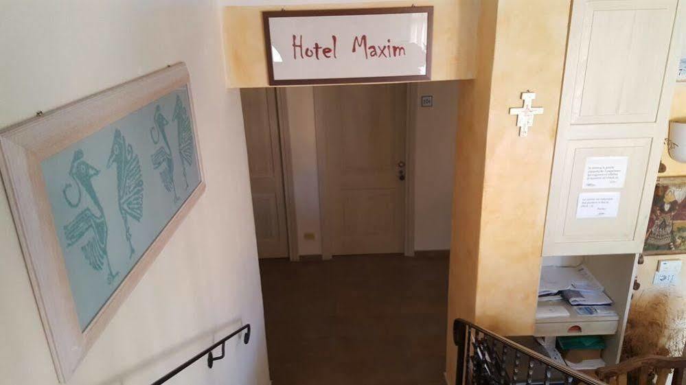Hotel Maxim Olbia Eksteriør bilde